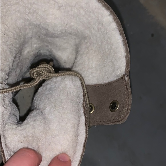 Grey timberlands - Picture 3 of 4